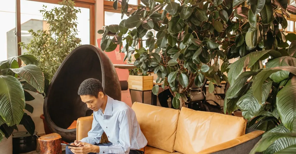 7 Habitudes Quotidiennes pour Éliminer le Stress au Travail